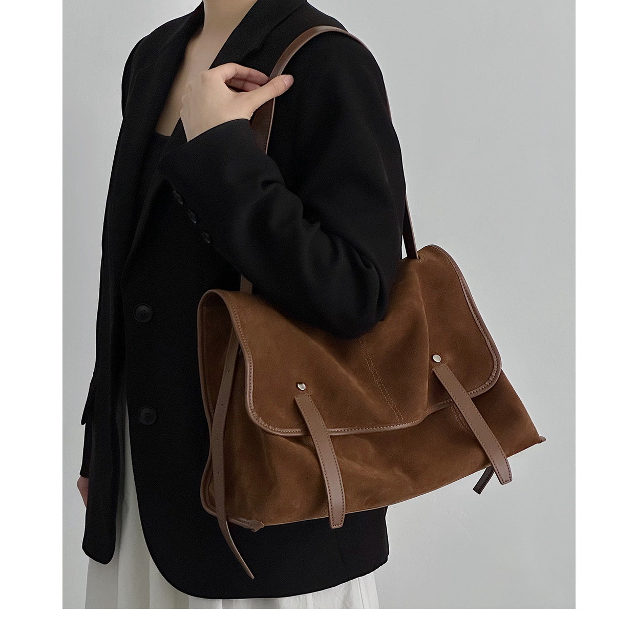 磨砂皮邮差包女单肩斜挎托特包