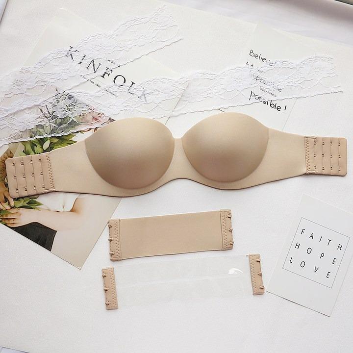 One-piece thickened non-slip shoulderless invisible