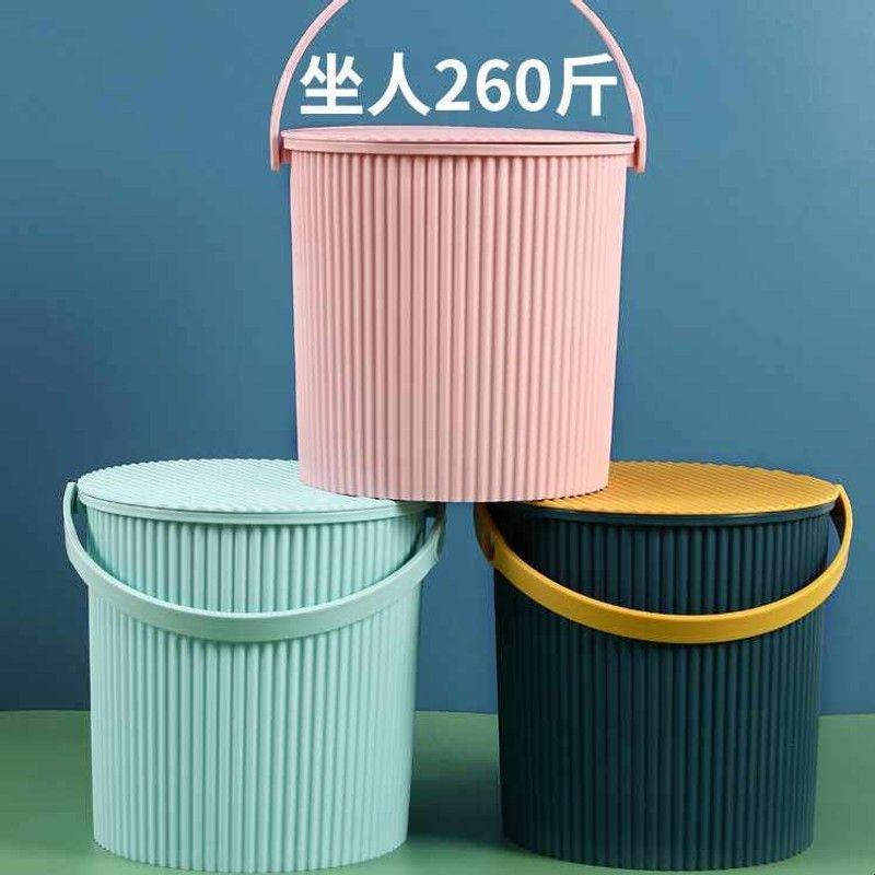 新品家用手提水桶塑料加厚可坐钓鱼收纳垃圾桶带盖户外小桶包邮