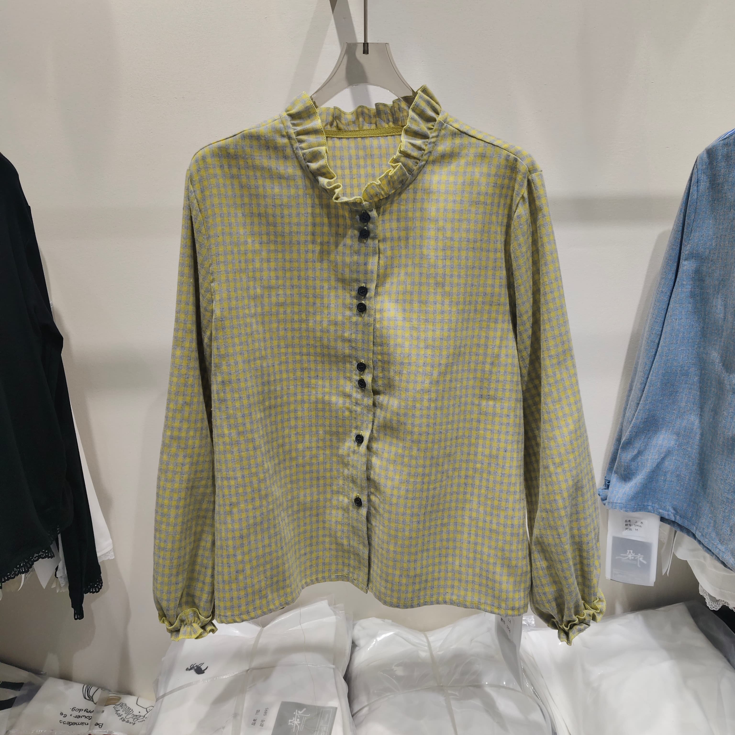 早春单排扣木耳领长袖格子衬衫女2026新品宽松显瘦百搭减龄上衣潮,女装/女士精品,衬衫,淘宝优惠券,粉丝福利购,淘宝优惠卷