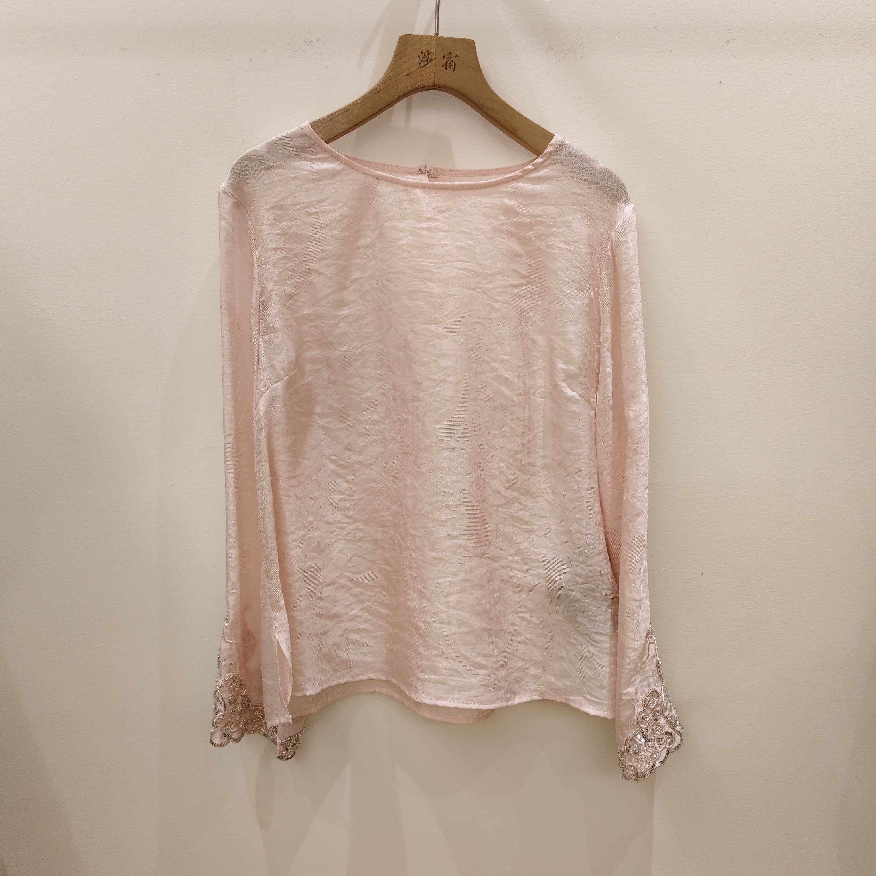 国风圆领钉珠刺绣长袖人丝上衣女早春新款宽松百搭新中式衬衫2026