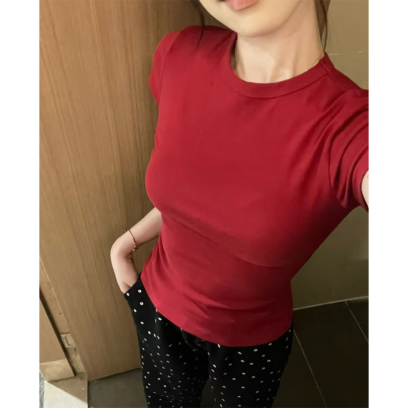 红色短袖t恤基础款2026夏季显白修身正肩T恤圆领显瘦美式纯色上衣,女装/女士精品,T恤,淘宝优惠券,粉丝福利购,淘宝优惠卷