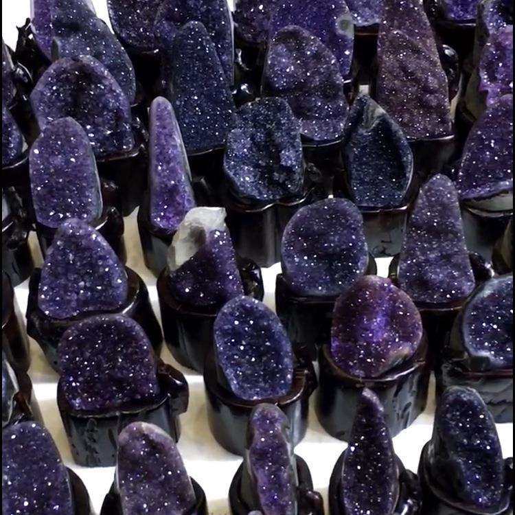 矿区天然紫晶簇实木底座紫晶块紫水晶洞摆件聚宝盆原矿无水泥,洗护清洁剂/卫生巾/纸/香薰,商用空气治理/芳香用品,淘宝优惠券,粉丝福利购,淘宝优惠卷