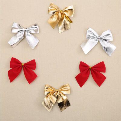 Christmas Decorative Bow Gifts 12 per Card