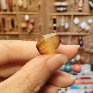 伊达尔多棱缠丝玛瑙14x17m，满百包邮