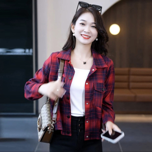高级感韩版通勤红色格子衬衫女长袖秋季新款宽松百搭短款上衣外套