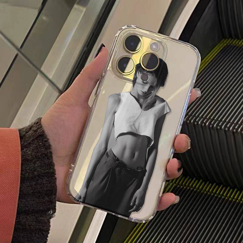 欧美冷淡风女孩适用真我GTNeo3/Neo2T手机壳GT7Pro透明realme1213Pro+V11V13V25V30tV50sV60学生Q3iQ5狂欢版