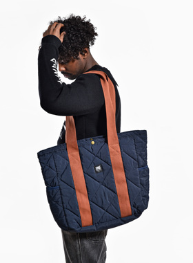 巫师杰洛特手提包 INSERT COIN CDPR巫师系列游戏周边正版授权