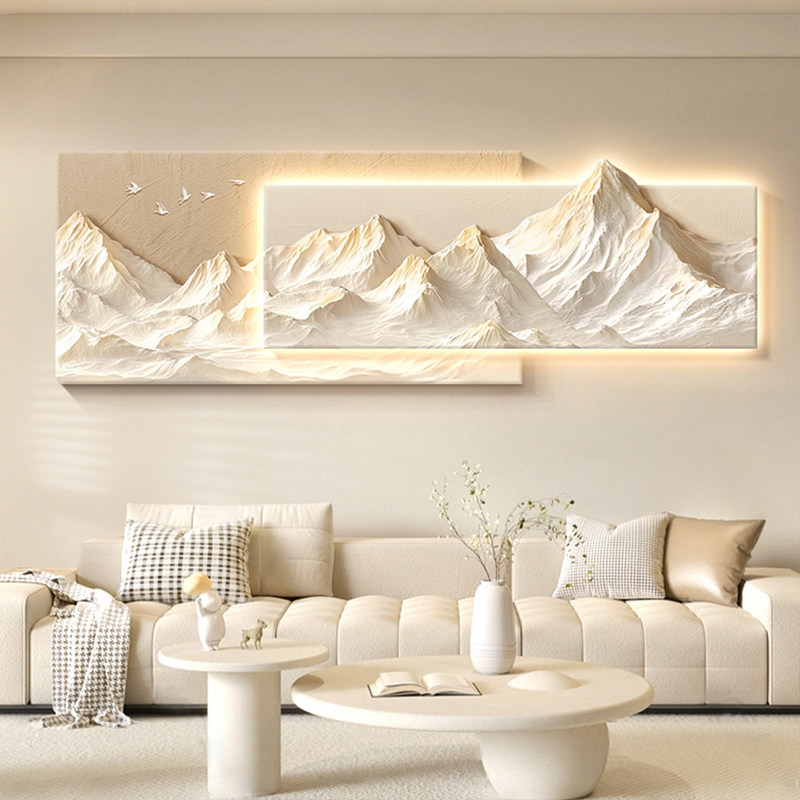 奶油风客厅大白墙装饰画背有靠山画大气轻奢高级感沙发背景墙挂画