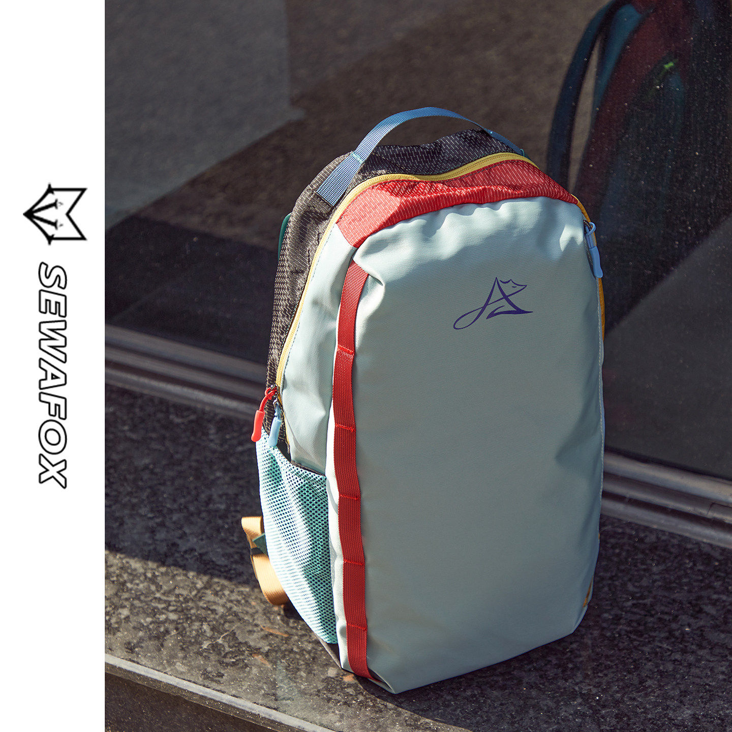 户外双肩包徒步爬山旅行大容量背包背包旅游轻便女高颜值书包运动