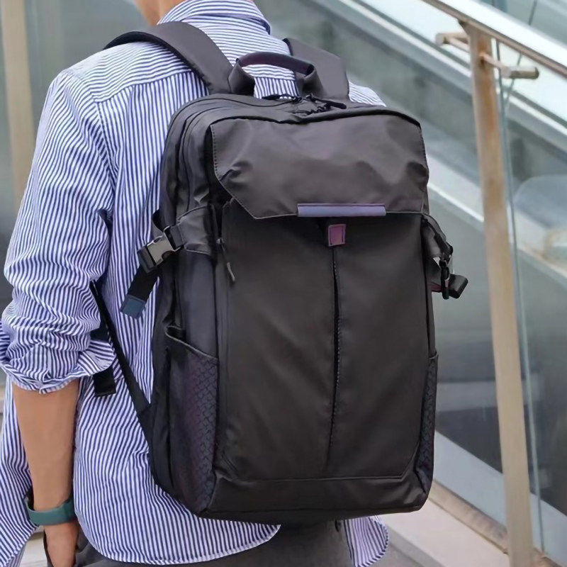 大容量商务双肩包男士通勤男款出差旅行17寸电脑包防水书包男背包