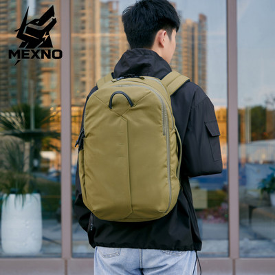 新款大容量户外旅行双肩背包