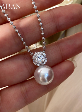 西大班经典戴妃款澳白单珠项链