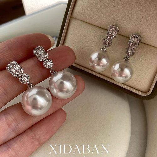 戴妃同款施家澳白珍珠耳饰耳钉