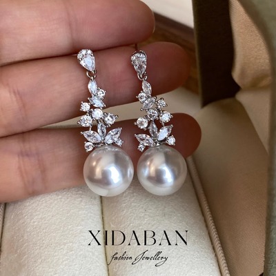 热巴同款澳白珍珠长款耳钉女小众设计高级感耳环轻奢小众耳饰女