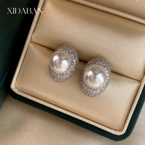 西大班极光澳白镶满钻珍珠耳环女