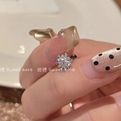 冬日雪花锆石耳骨钉医用钛钢平底拧扣1.2粗爆闪耳蜗钉小众防过敏