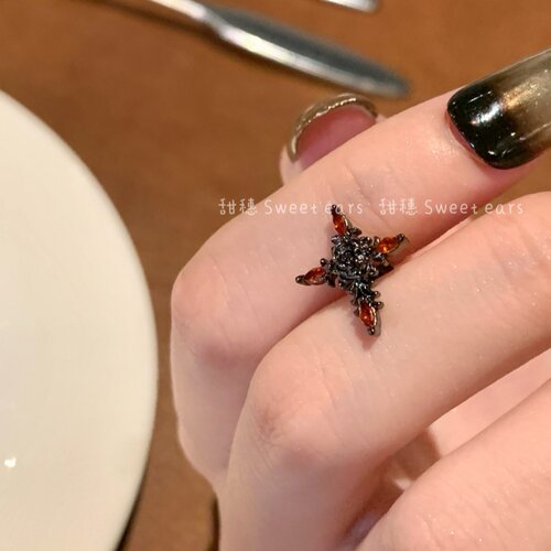黑色玫瑰花甜酷风十字架耳钉