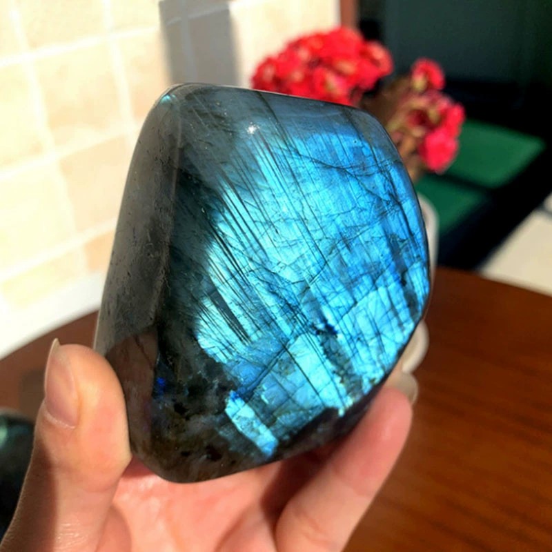 天然水晶原石月光石蓝绿紫光拉长石原矿石办公室装饰桌面摆件