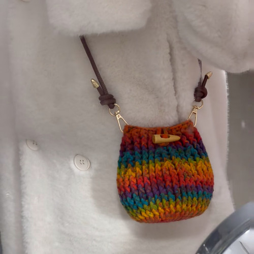 手工编织毛线钩针可爱彩虹斜挎包diy材料包自制送朋友闺蜜礼物