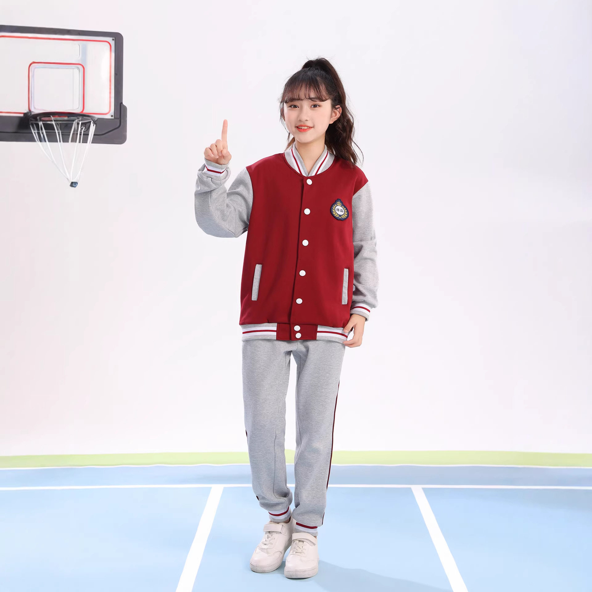 济南市高新区小学生酒红色运动服春秋款套装上衣裤子团服班服校服