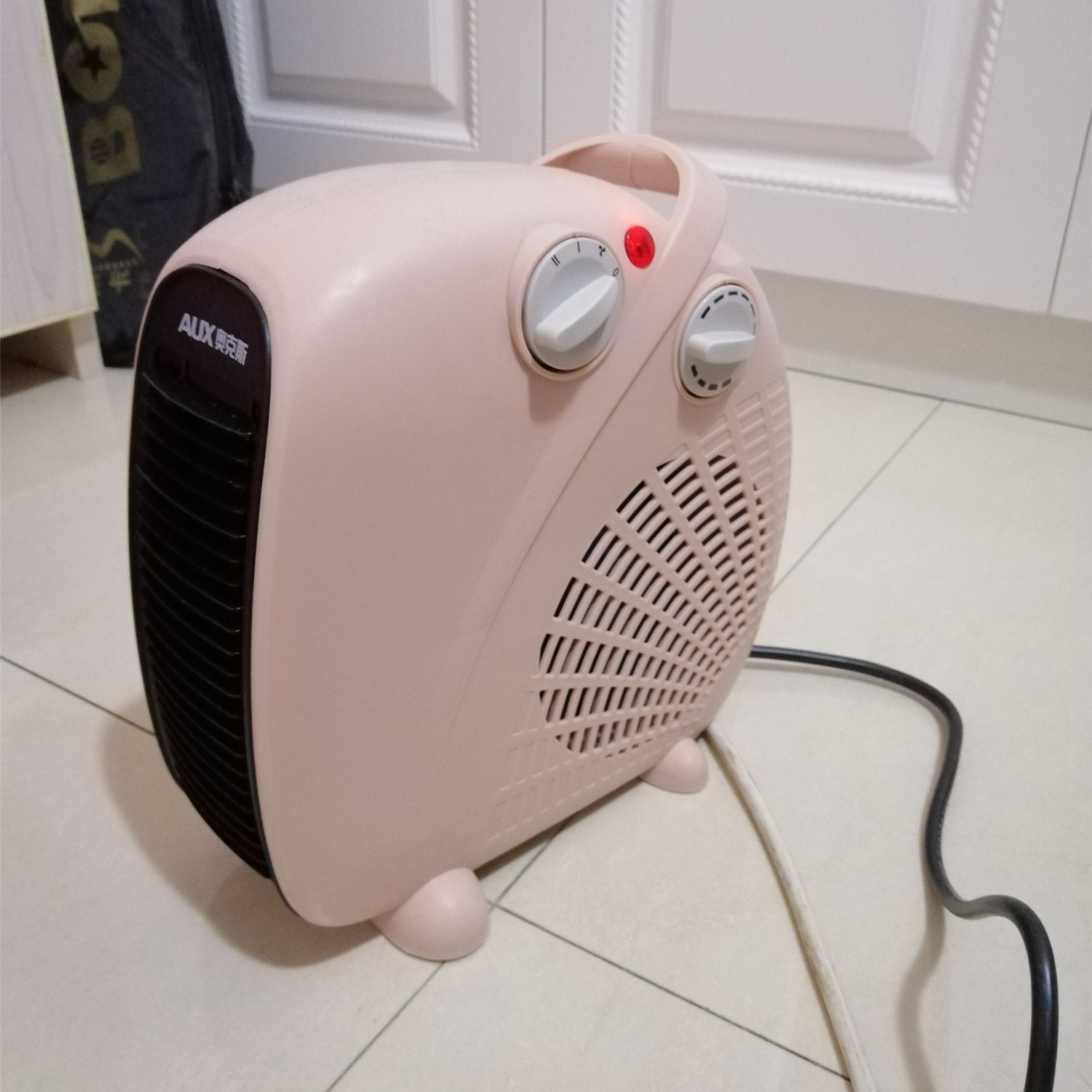 电暖风机小型办公室房间取暖器冬速热风扇卧室工作桌下暖腿吹脚季,生活电器,暖风机/取暖器,淘宝优惠券,粉丝福利购,淘宝优惠卷