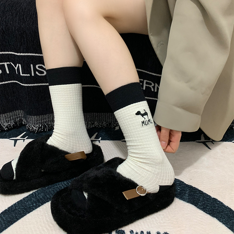 小狗袜子女图案单独包装秋冬中筒堆堆袜棉质纯棉刺绣黑白狗狗袜子