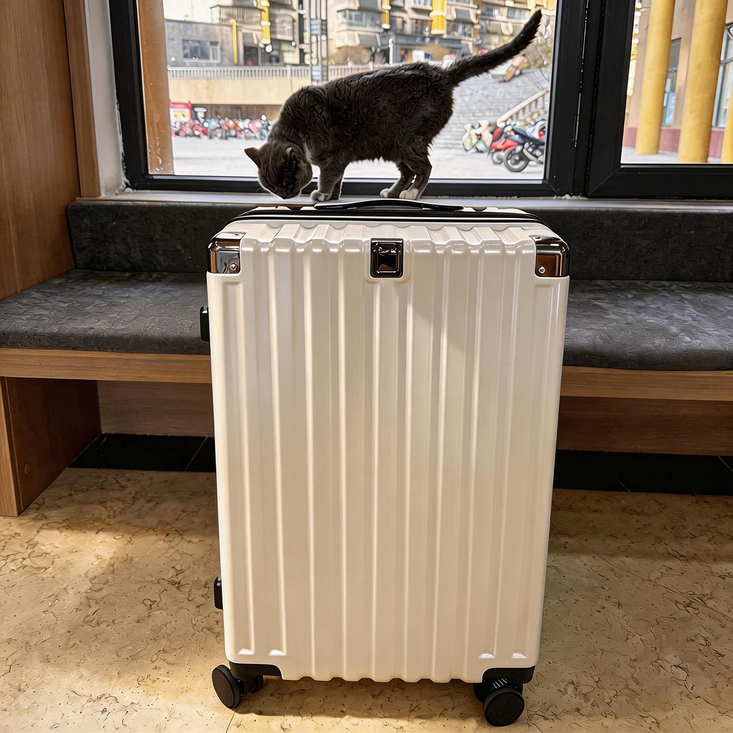 行李箱女24寸可扩展拉链款万向轮静音结实耐用20登机拉杆箱28扩容