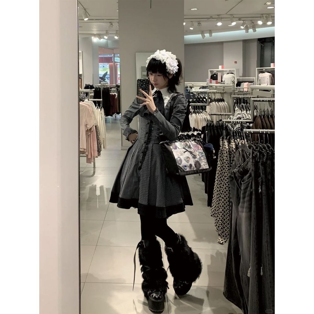 哥特暗黑 黑白条纹学院风甜酷lolita哥特收腰连衣裙春夏新款