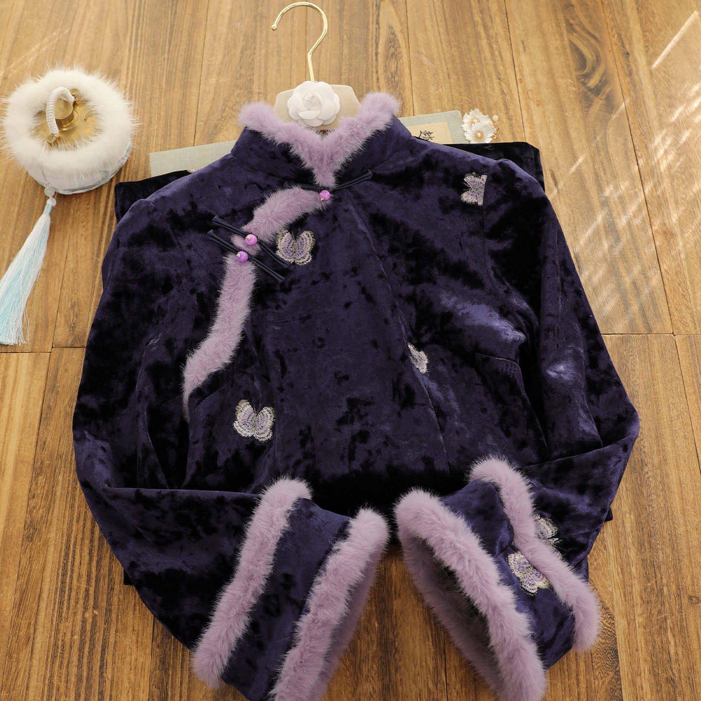 俏娘鱼紫色复古新中式倒大袖旗袍女2025冬季保暖毛绒领上班穿长袖,女装/女士精品,旗袍,淘宝优惠券,粉丝福利购,淘宝优惠卷