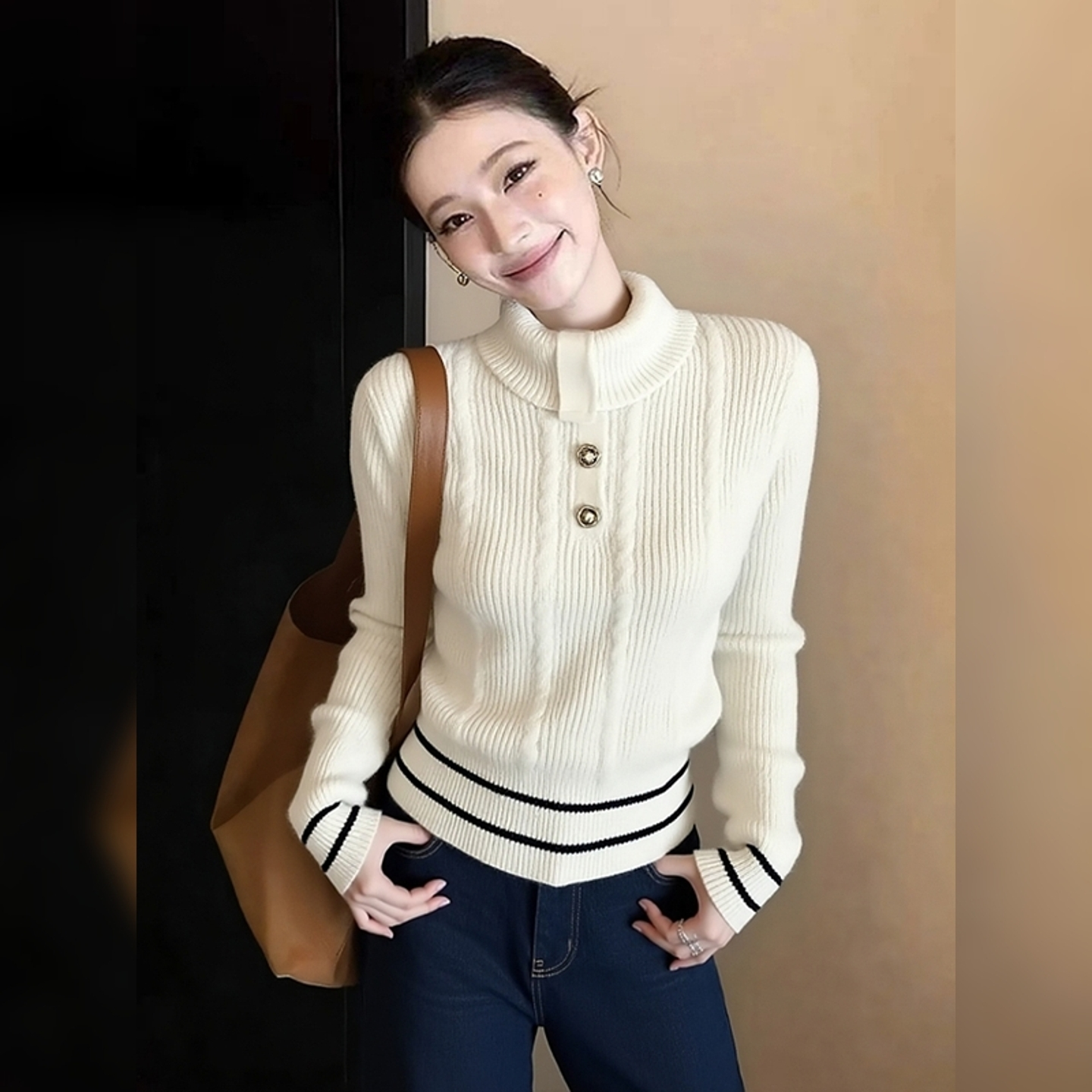 翻领麻花套头针织衫女2025秋冬季新款韩系显瘦设计感长袖高领毛衣