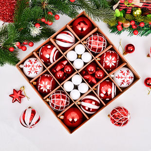 跨境新款 牛皮纸盒红白手绘PS电镀挂件塑料球圣诞节 圣诞球44PK套装