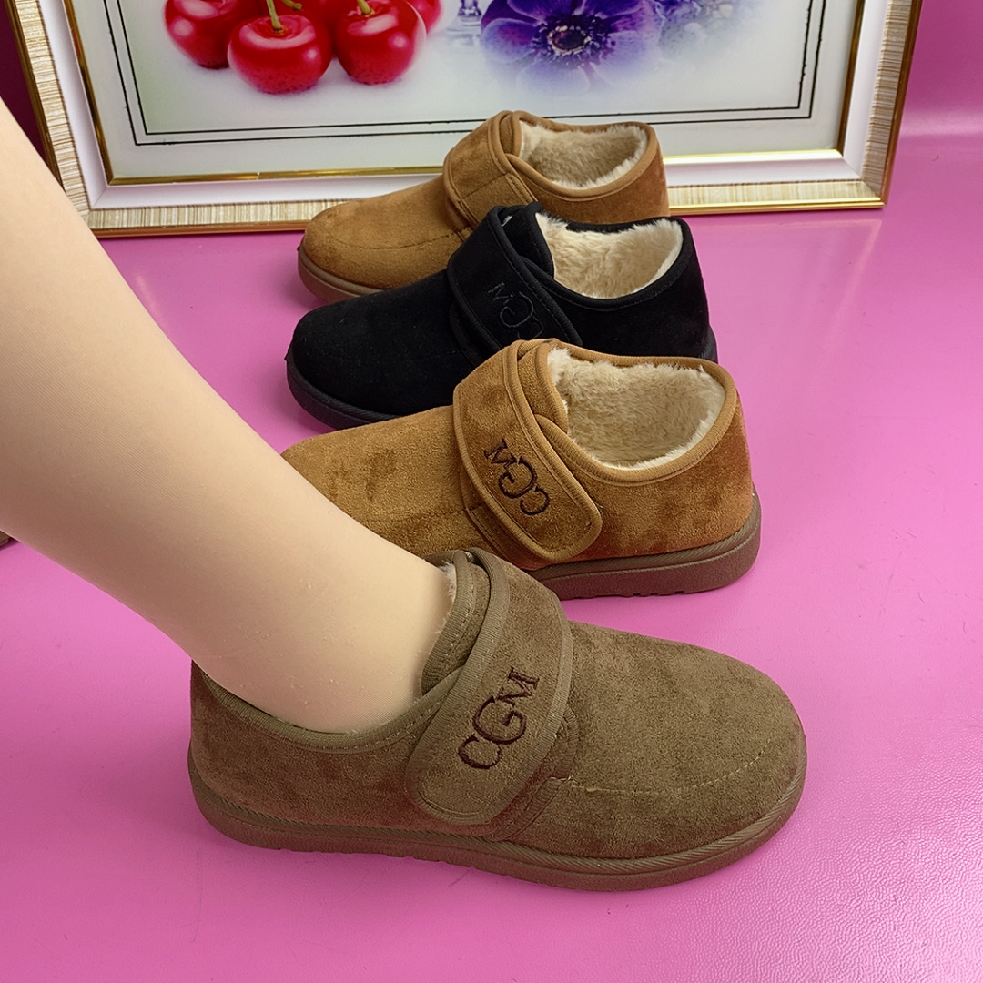 2025冬季新款中老年软底雪地靴