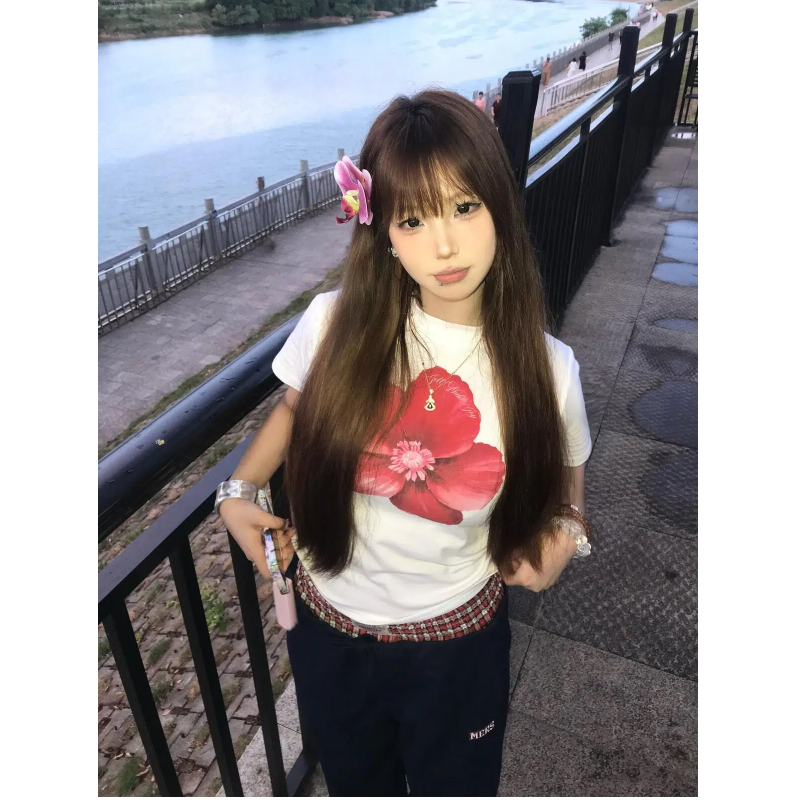 【送运费险】显瘦辣妹圆领短上衣