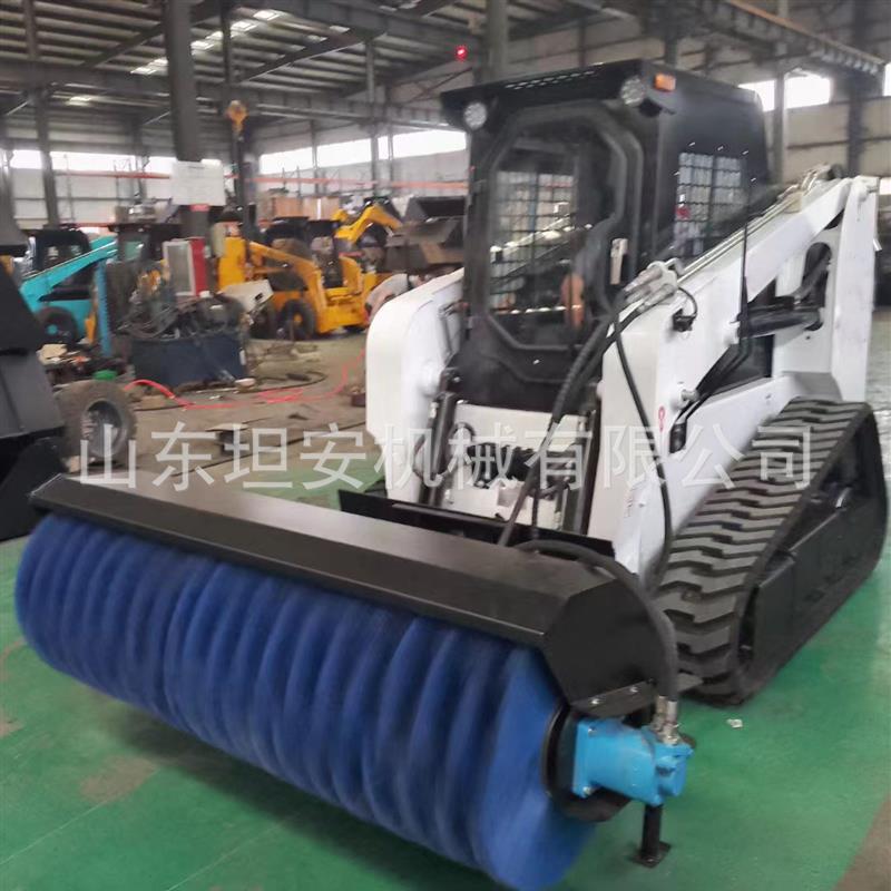 轮胎式滑移装载机一机多属具 市政路面清雪抛雪机 工程装载扫雪机