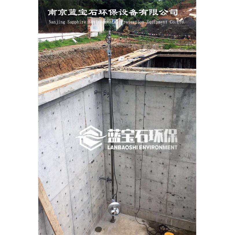佛山市南海区污水厂潜水搅拌器安装现场图片 水平调节方向推流器