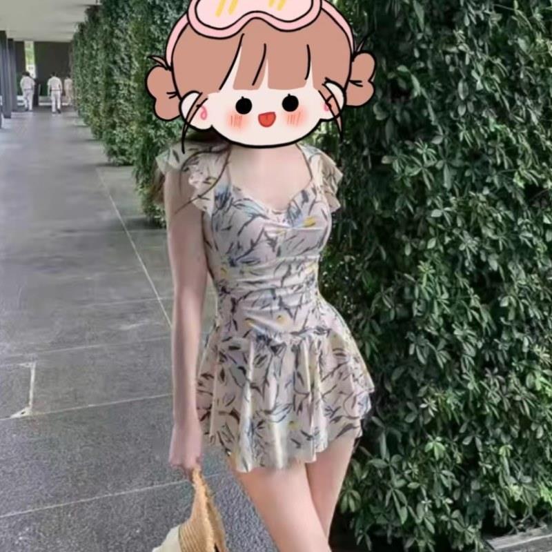 游泳衣女款新款小胸聚拢冬天泡温泉微胖女孩遮肉显瘦连体泳装
