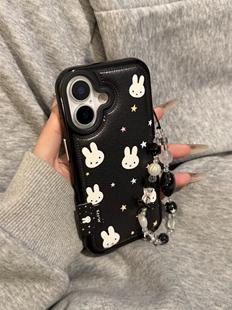 ins皮质黑色米菲兔彩色星星带手链适用苹果17promax手机壳iphone17新款16pro保护套14女款13按键全包15可爱16