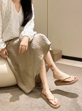女夏气质网红时尚外穿仙女风海边厚底坡跟夹脚凉拖水钻防滑人字拖