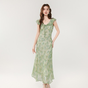 度假风小飞袖 2026新款 收腰长裙 绿色v领碎花连衣裙子女春夏季 法式