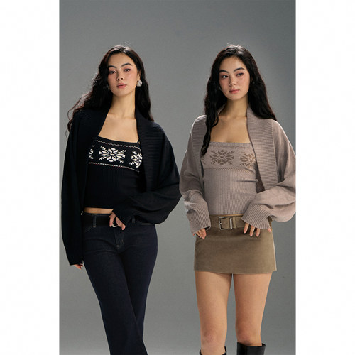 PynkiSwear摩卡色/黑色短款坎肩罩衫/修身吊带费尔岛毛衣两件套秋