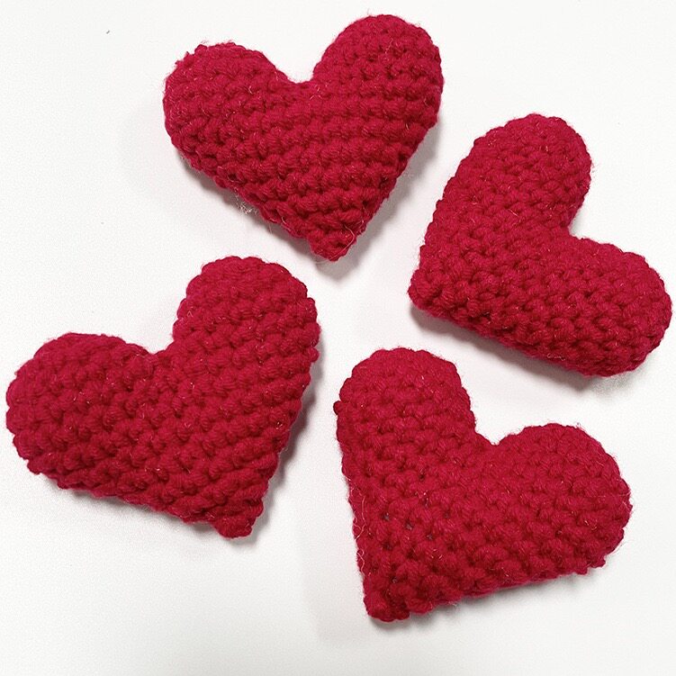 成品手工钩织毛线编织爱心挂件服装饰品鞋袜布艺装饰配件情人节,服饰配件/皮带/帽子/围巾,DIY编织材料包,淘宝优惠券,粉丝福利购,淘宝优惠卷