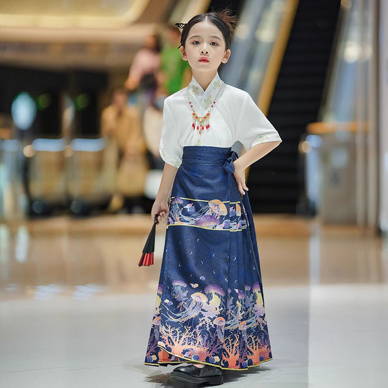 睿蒙2023年原创明制高端儿童汉服短袖女童对襟立领一片式马面裙