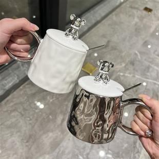 高颜值陶瓷轻奢杯子高级感马克杯带盖勺办公室咖啡杯男女情侣水杯
