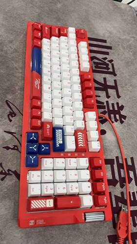 正品网吧同款磁动力k98机械键盘有线电竞游戏专用全键无冲热插拔
