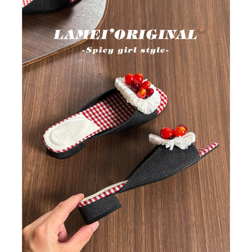 甜美小众水果格纹低跟一字拖外穿