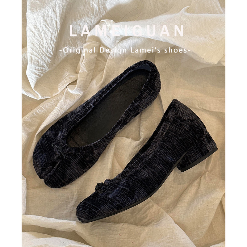 绝美设计感丝绒分趾粗跟单鞋女2026春季新款黑色法式浅口芭蕾舞鞋,女鞋,浅口单鞋,淘宝优惠券,粉丝福利购,淘宝优惠卷