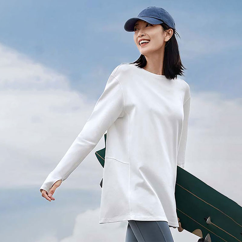 蕉下中长款白色长袖T恤女卫衣叠穿内搭打底衫遮屁股配鲨鱼裤上衣