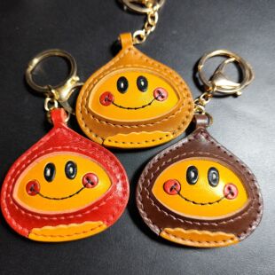 DIY笑脸板栗挂件手工定制包包挂饰真皮车钥匙扣挂件举个栗子