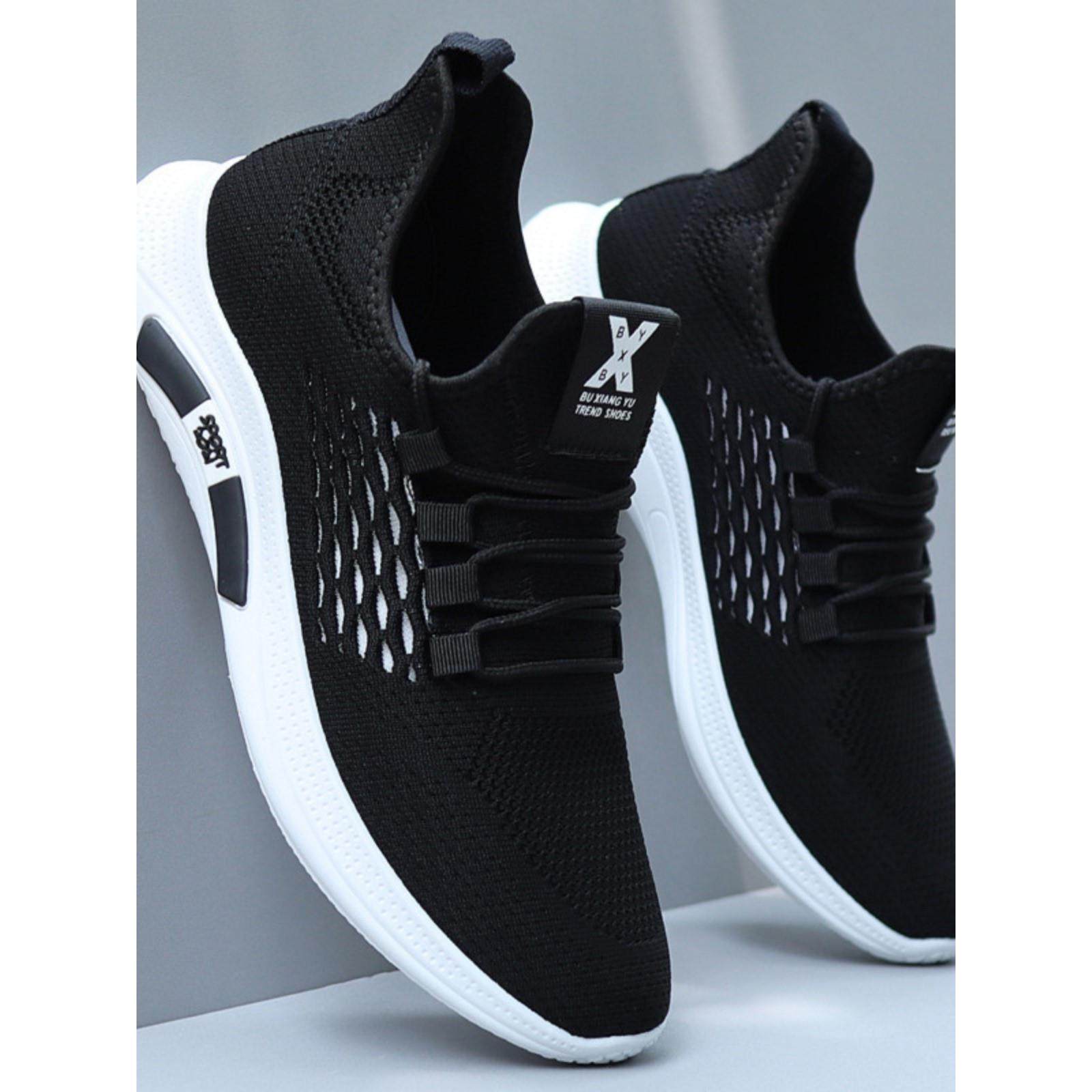 高档男鞋旅游鞋软底防臭秋季透气运动鞋男款轻便休闲网鞋2025新款